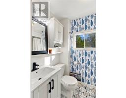 19 Long Pond Road thumbnail 31