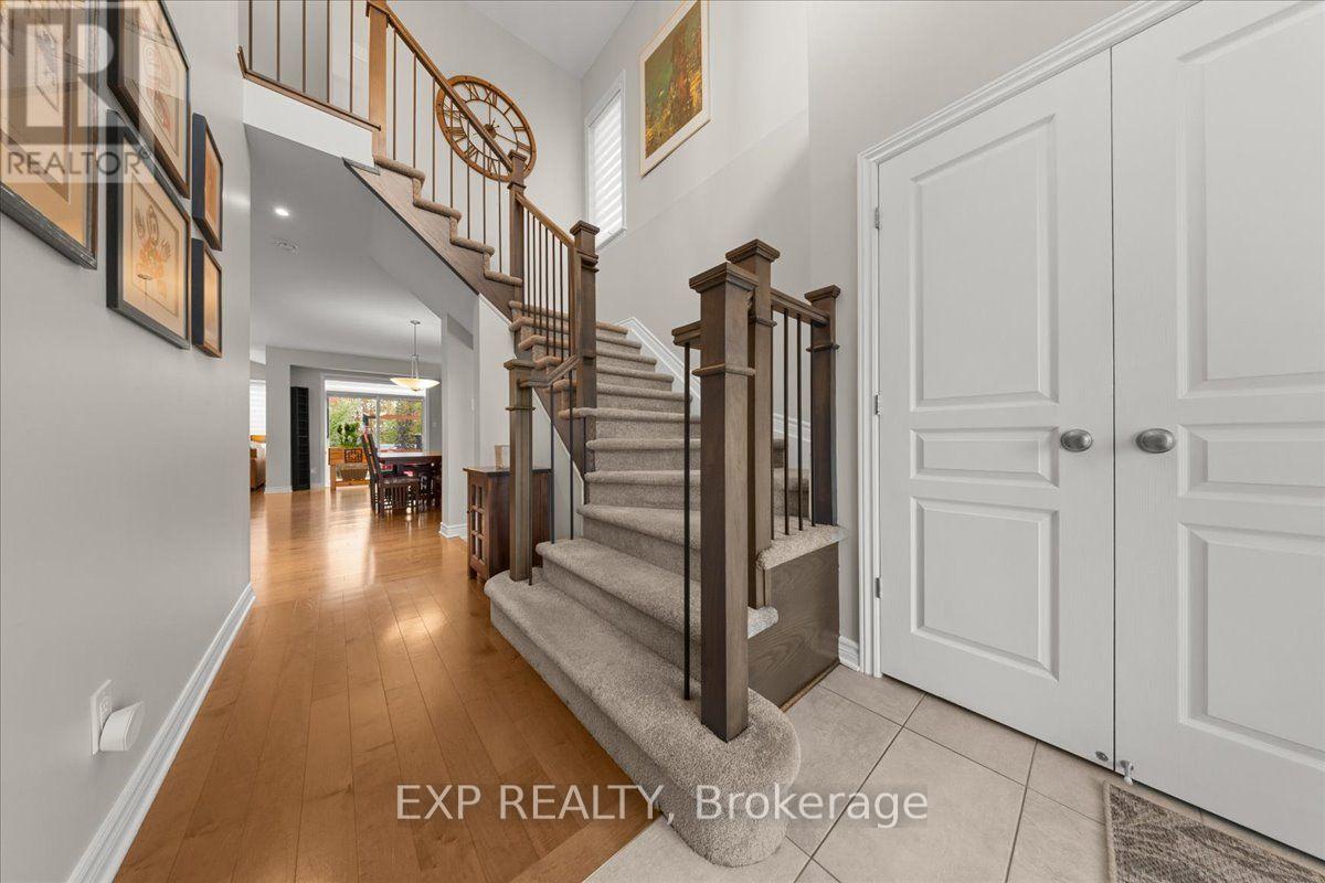328 Serenade Crescent — photo 16