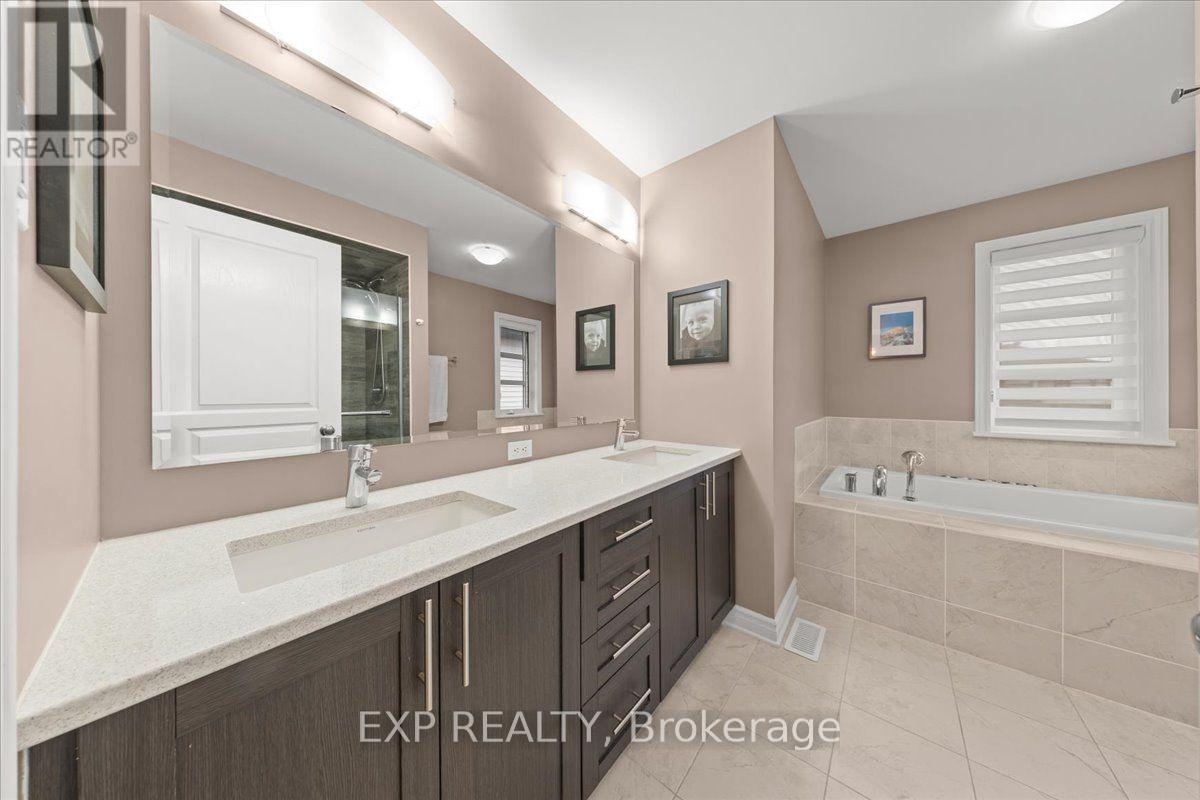 328 Serenade Crescent — photo 21