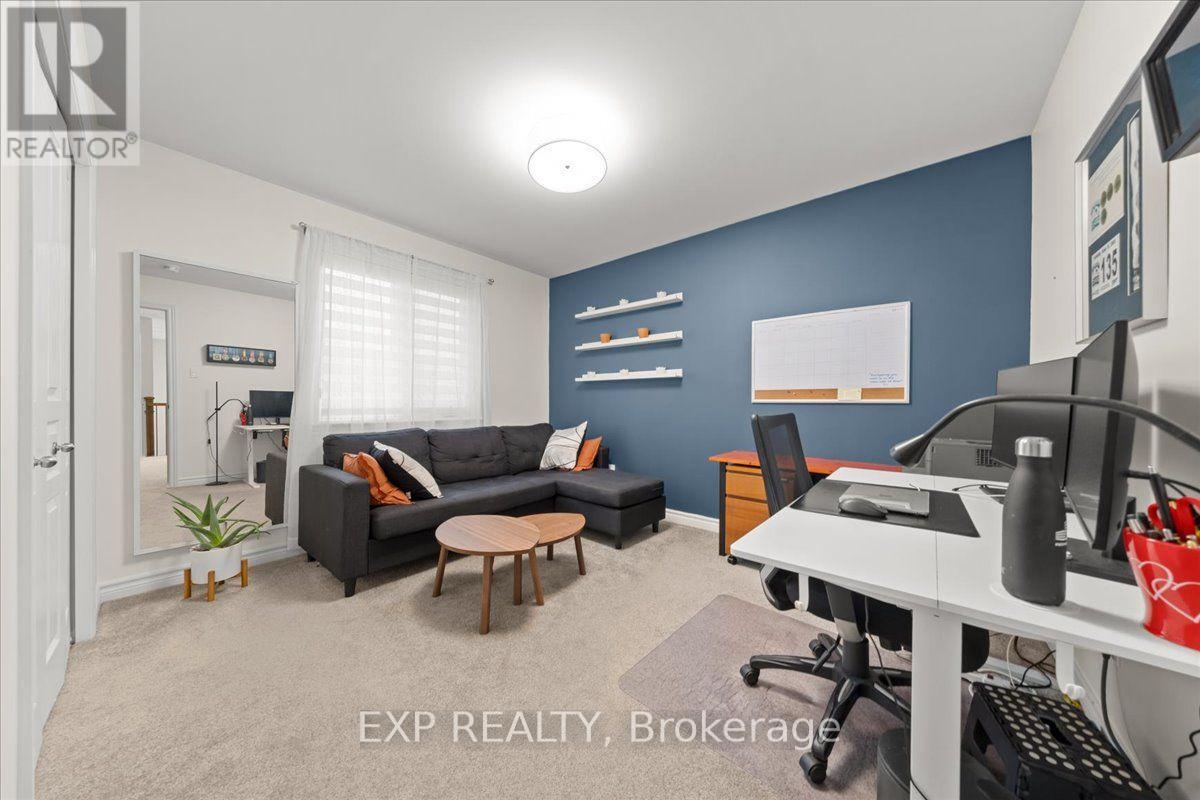 328 Serenade Crescent — photo 22