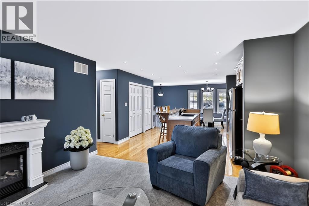 50 Brewster Way — photo 16