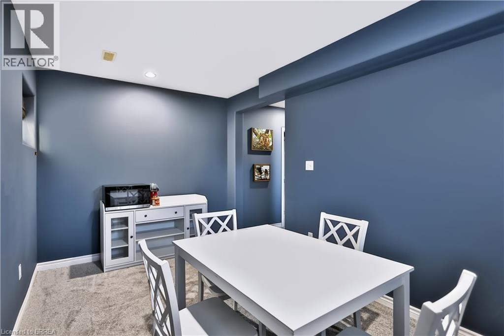 50 BREWSTER Way - 28