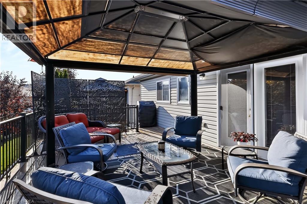 50 Brewster Way — photo 39