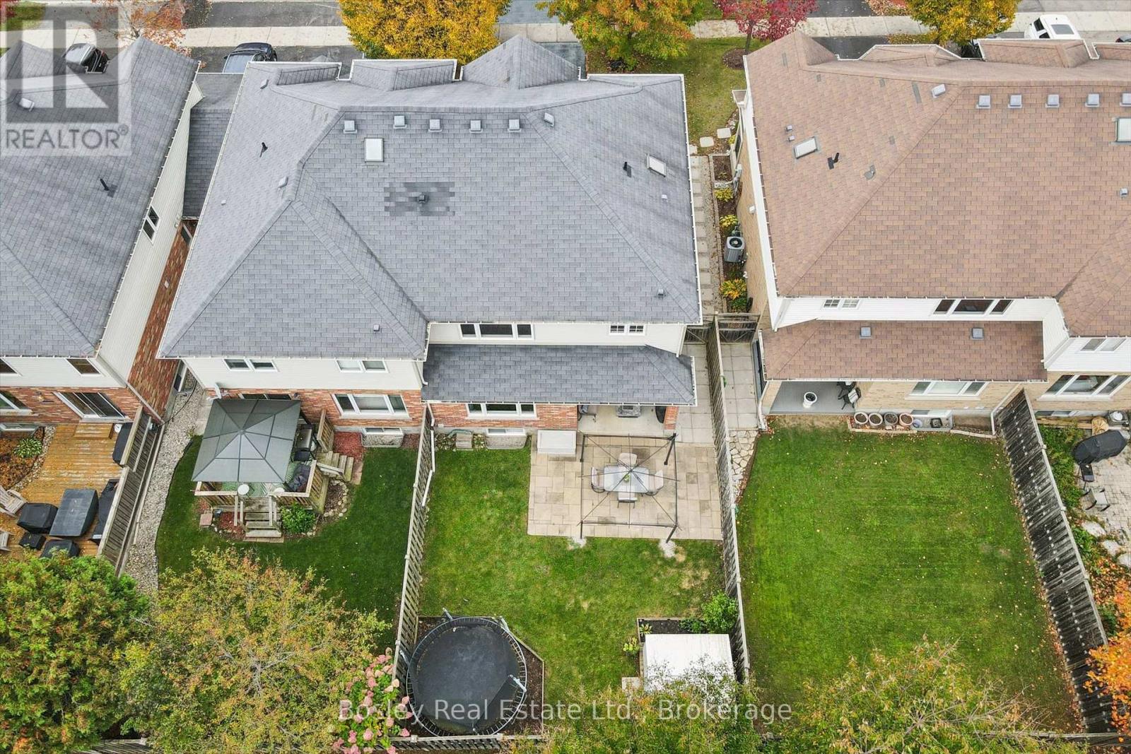8 Walker Way — photo 42