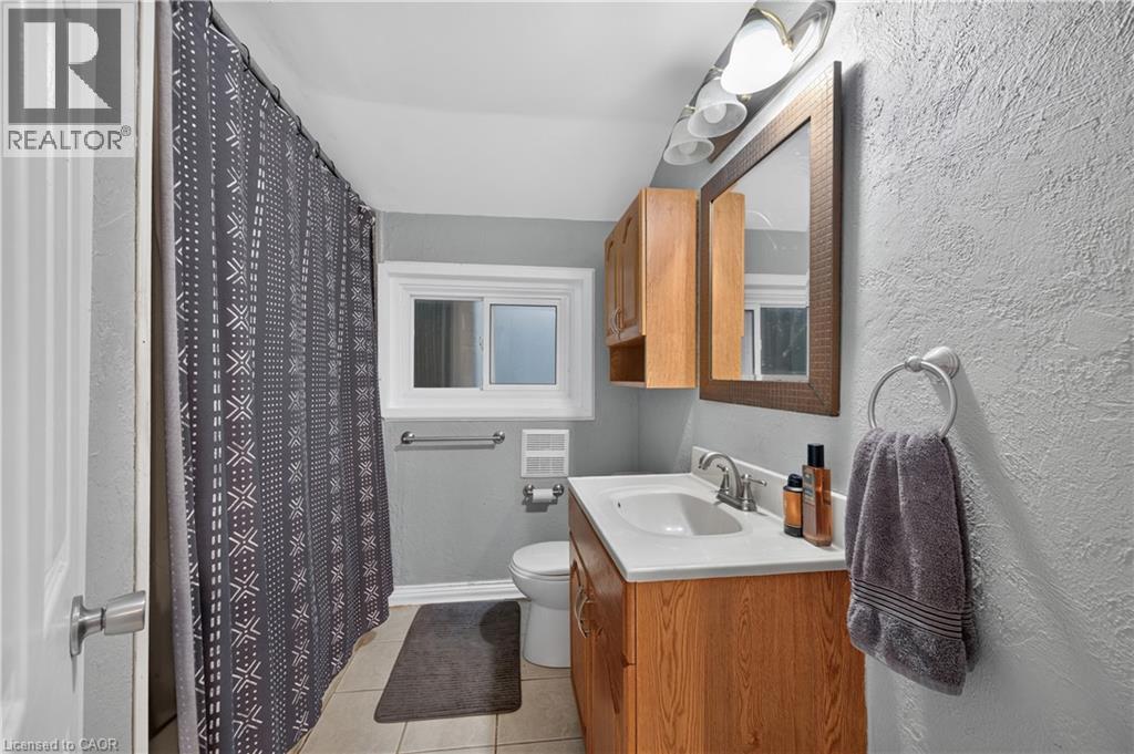 10 Maple Avenue — photo 20