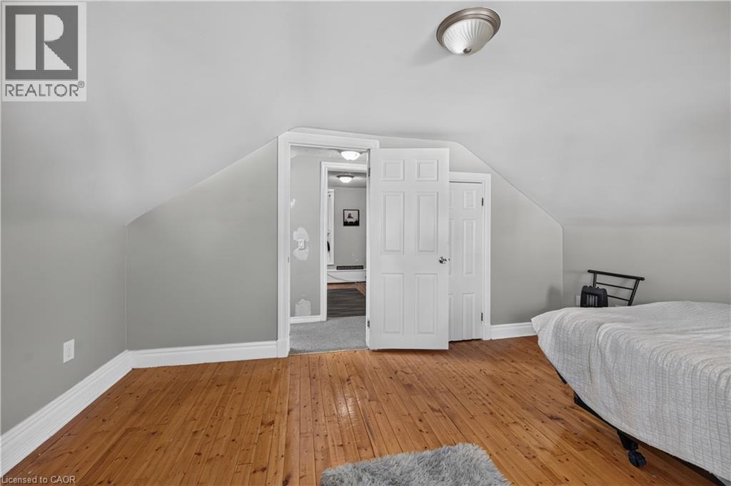 10 Maple Avenue — photo 23