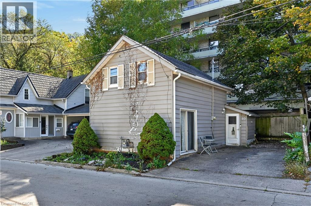 10 MAPLE Avenue - 29