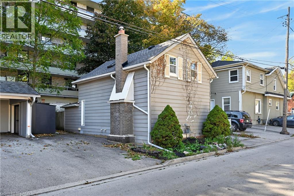 10 MAPLE Avenue - 3