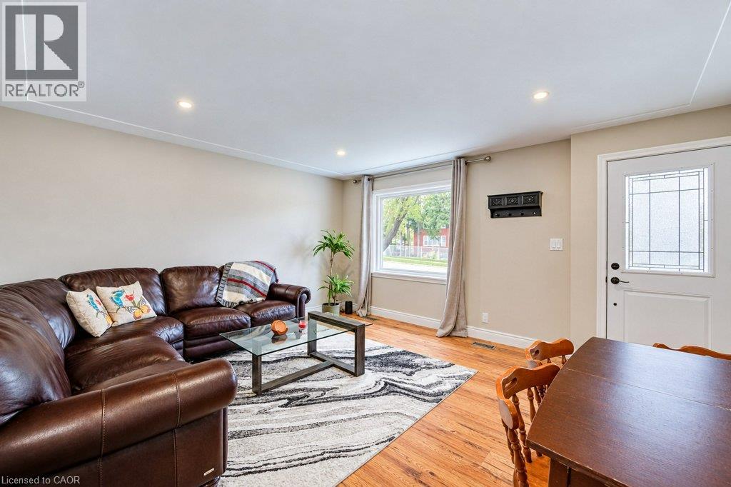 79 HOFFMAN Street - 13