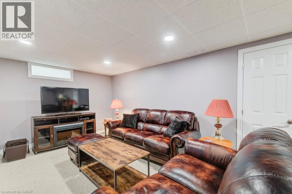 79 HOFFMAN Street - 29