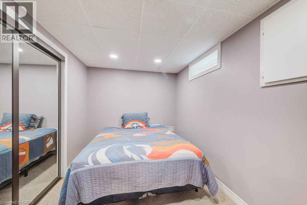 79 HOFFMAN Street - 32