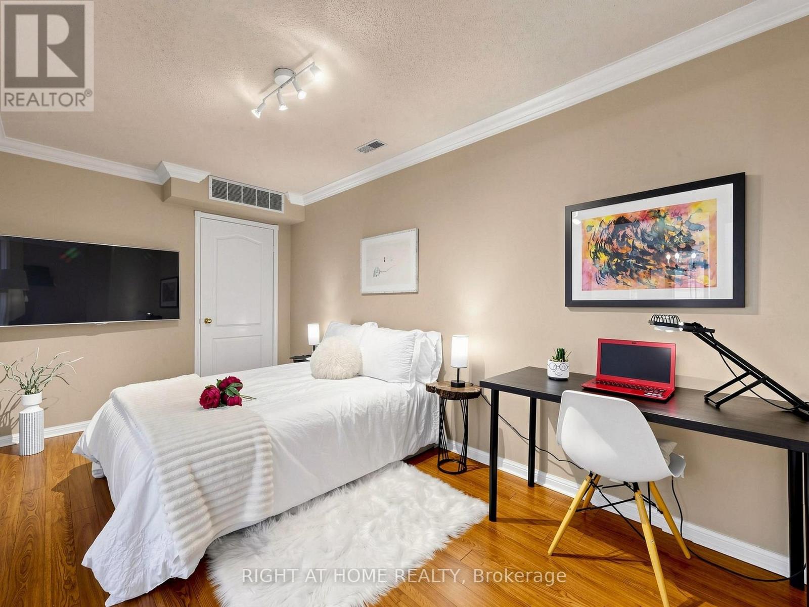 322 Grandview Way, Toronto, ON photo 32