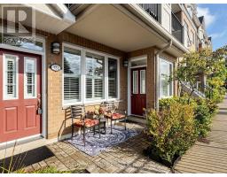 Sitting room - 322 Grandview Way, Toronto, ON M2N6V3 Photo 6