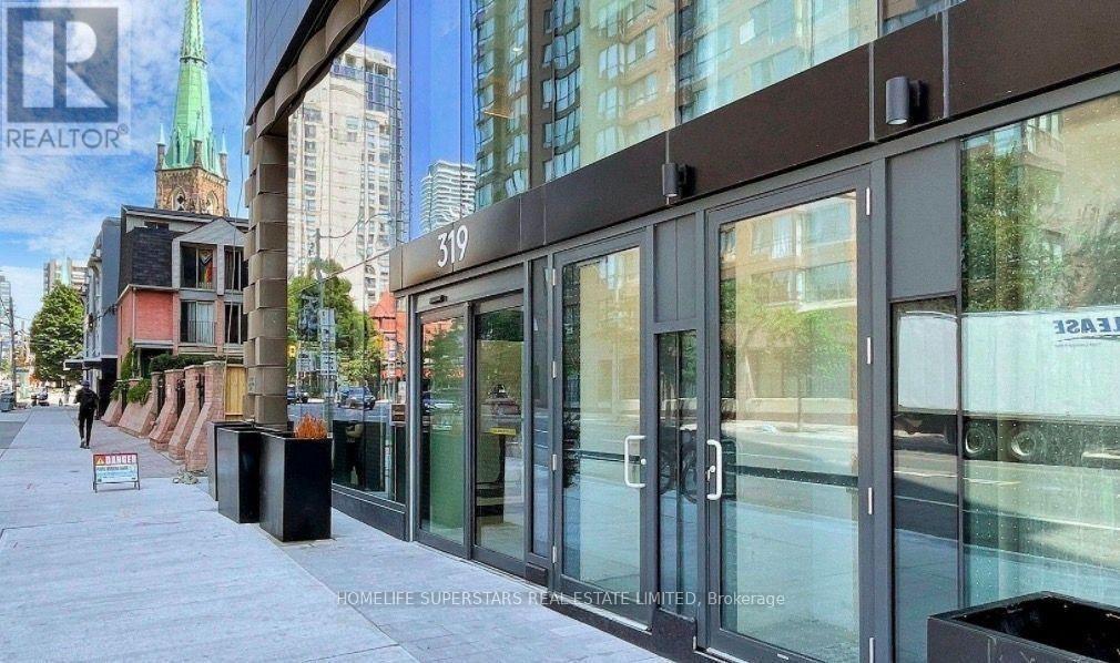 319 Jarvis Street — photo 2