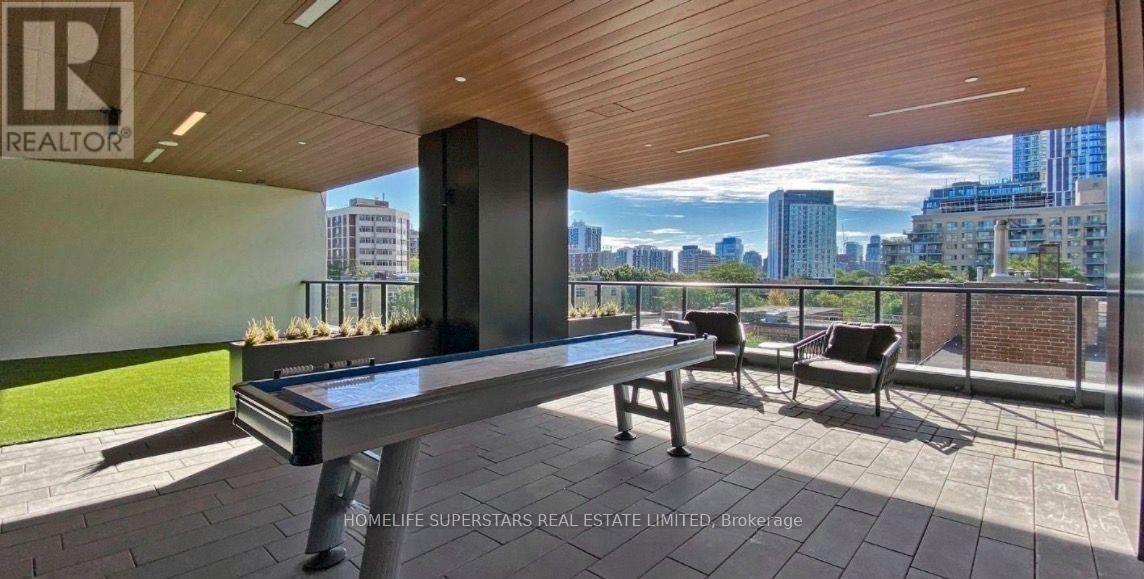 319 Jarvis Street — photo 28