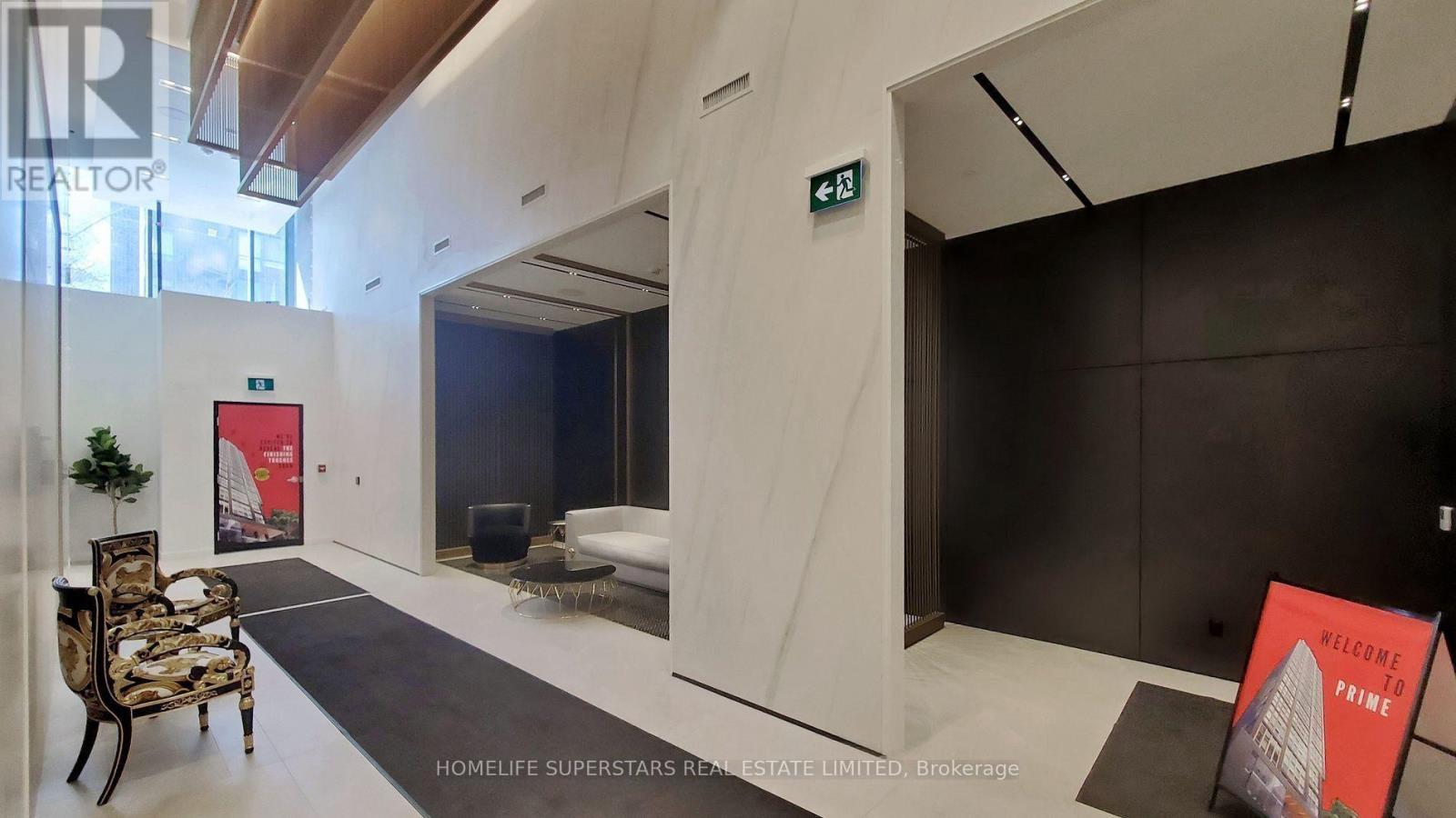 319 Jarvis Street — photo 3