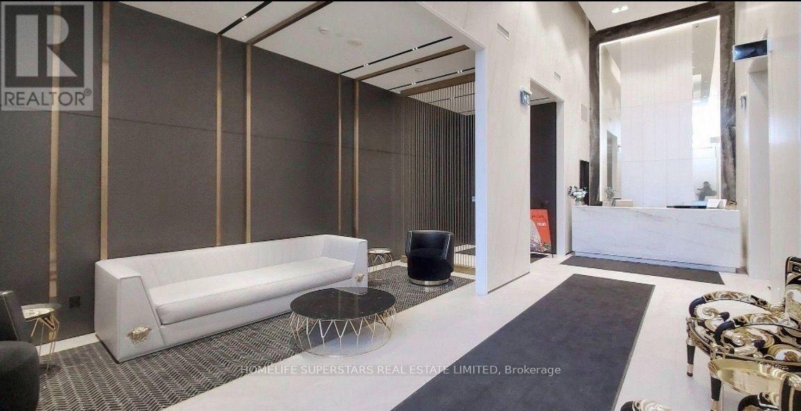 319 Jarvis Street — photo 34