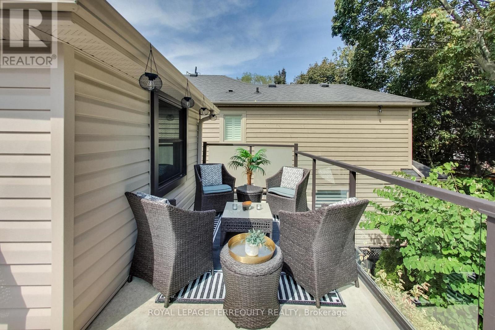 37 De Vere Gardens, Toronto, ON photo 20