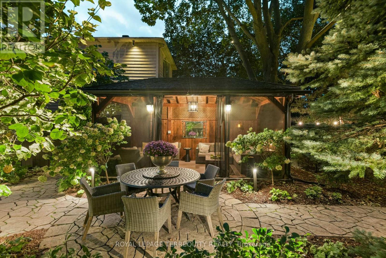 37 De Vere Gardens, Toronto, ON photo 40