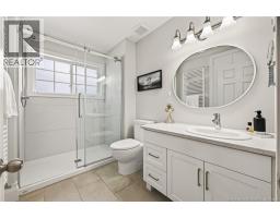 31 Alexander Avenue, photo 21