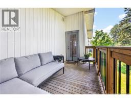 31 Alexander Avenue, photo 16