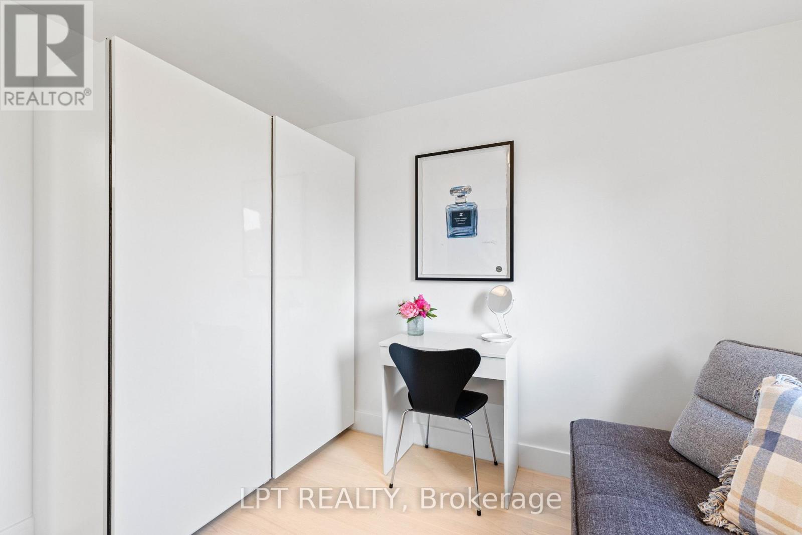 55 Laurel Avenue, Toronto, ON photo 27
