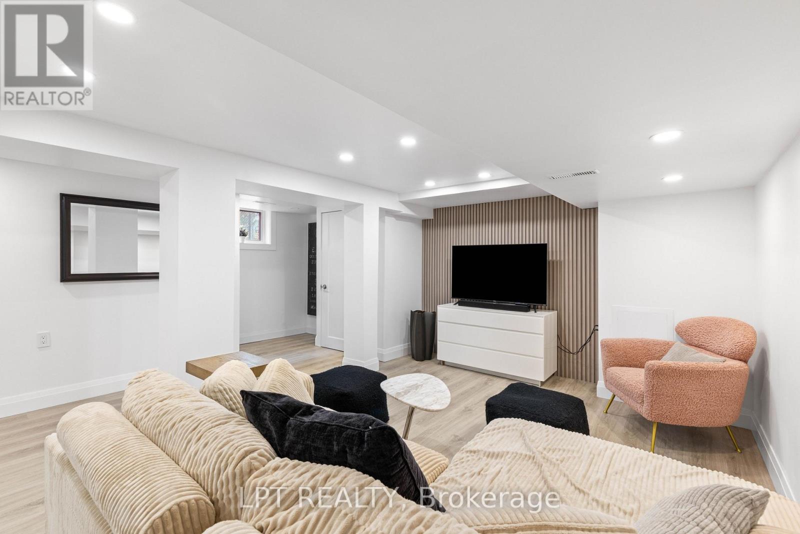 55 Laurel Avenue, Toronto, ON photo 30