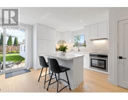55 Laurel Avenue, Toronto, ON M9B4T1 Photo 12