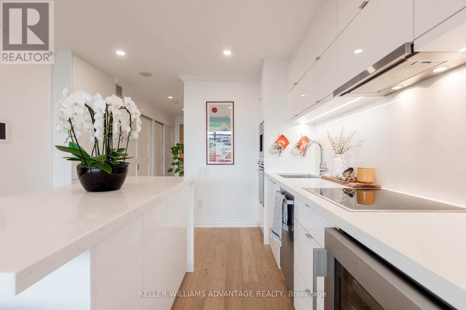 1802- 1048 Broadview Avenue, Toronto, ON photo 11
