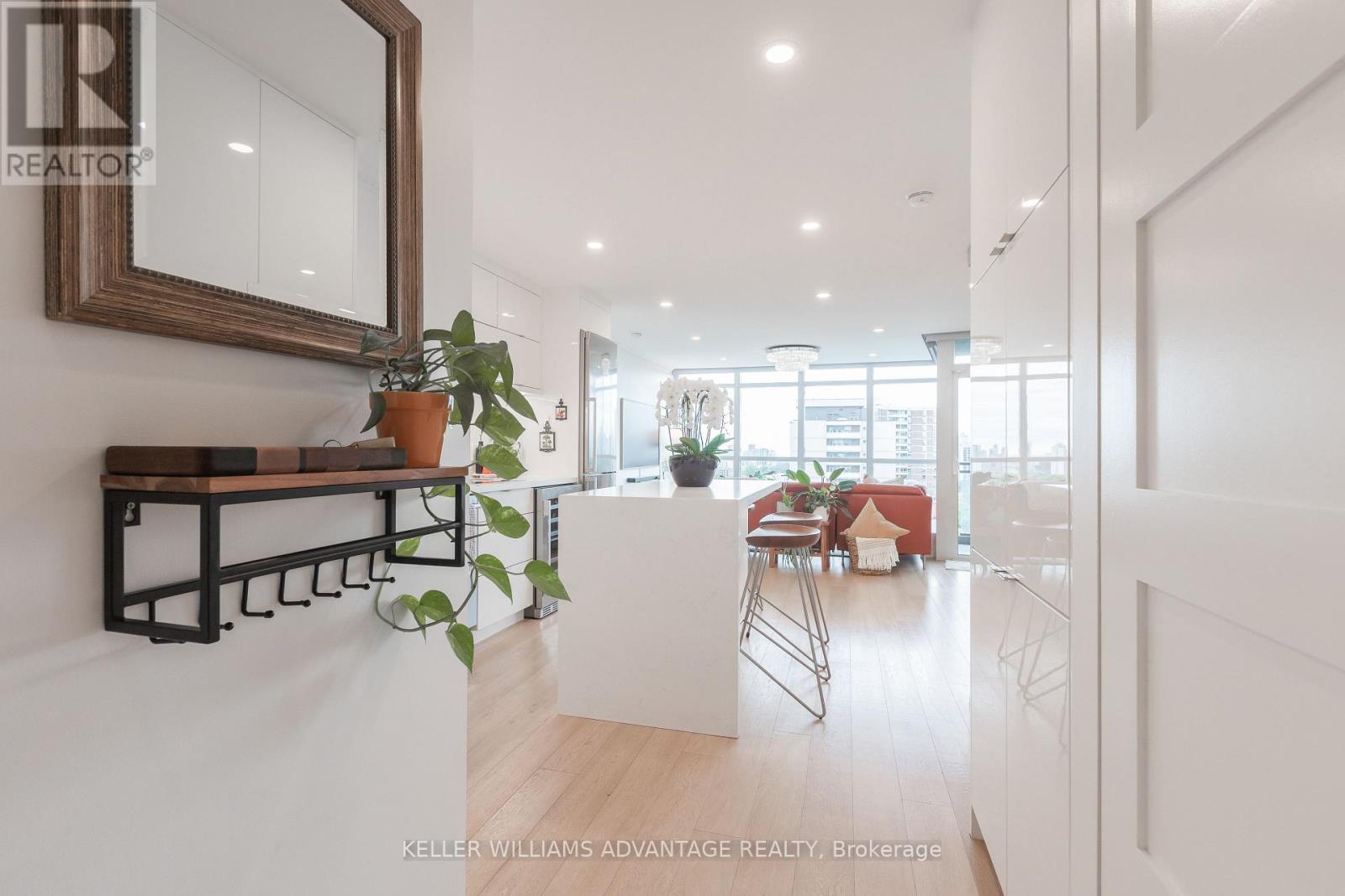 1802- 1048 Broadview Avenue, Toronto, ON photo 4