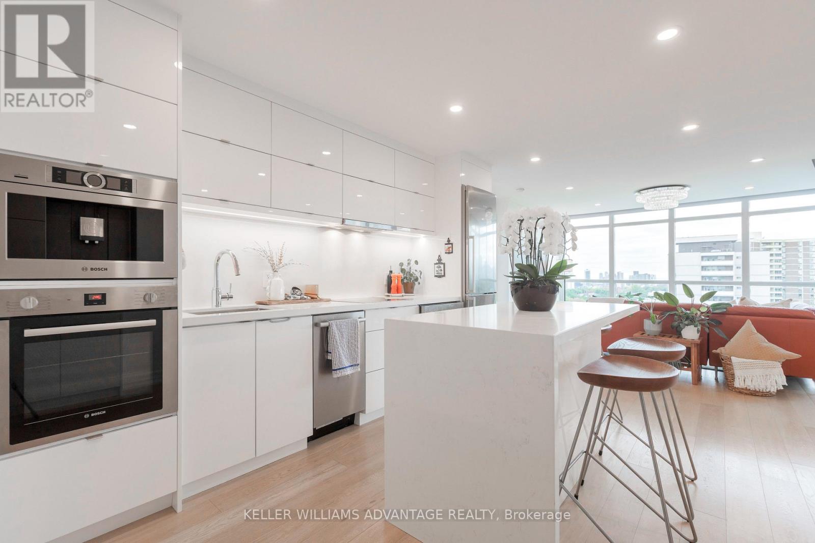 1802- 1048 Broadview Avenue, Toronto, ON photo 5
