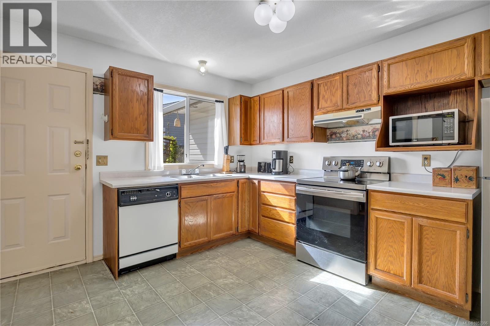 702 Forsyth Ave - 12