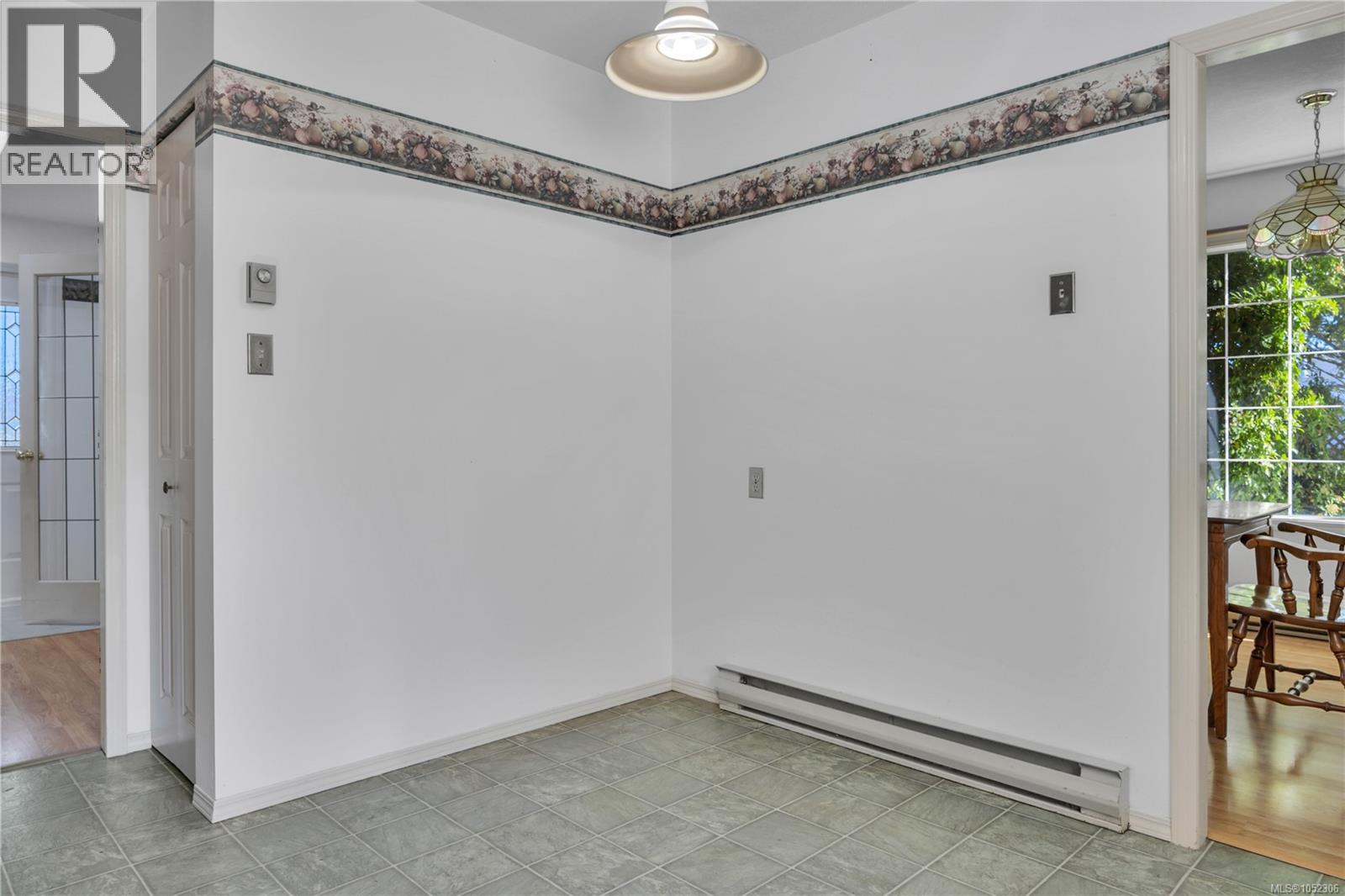 702 Forsyth Ave - 16