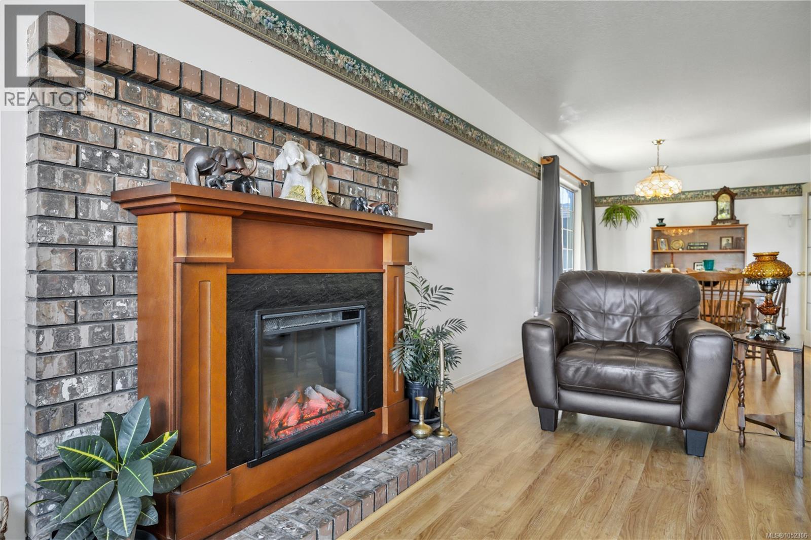 702 Forsyth Ave - 7