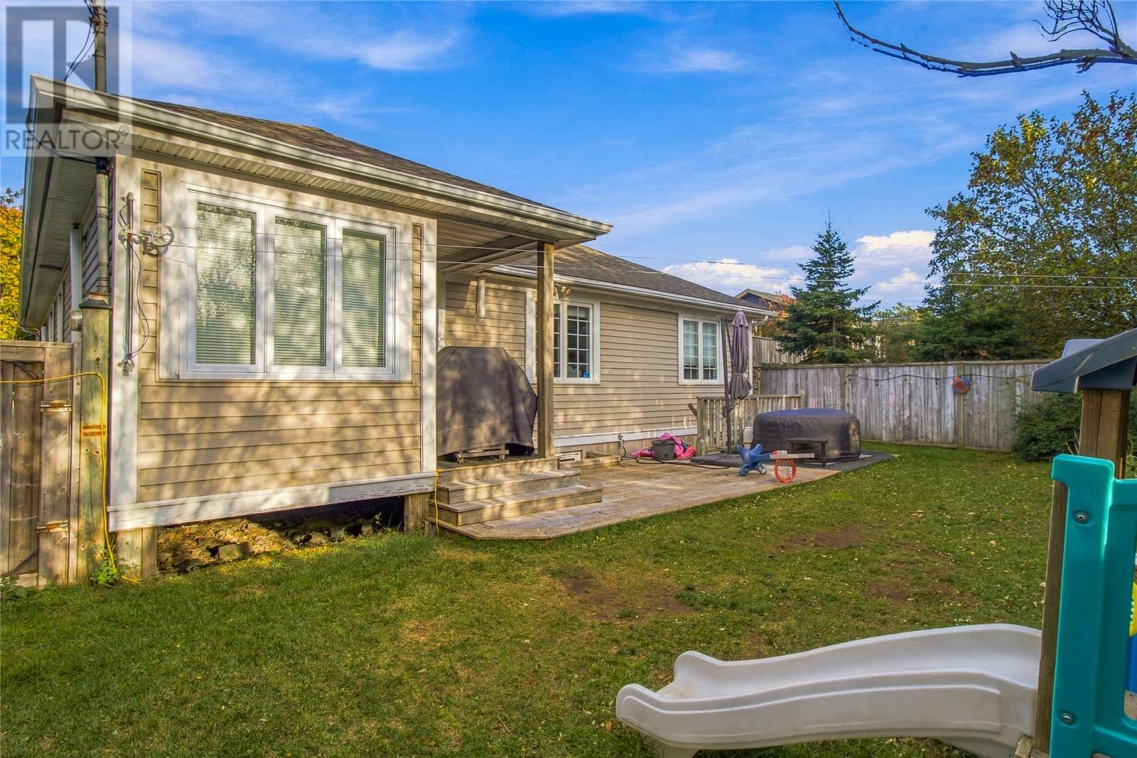 49 Brooklyn Avenue - 35