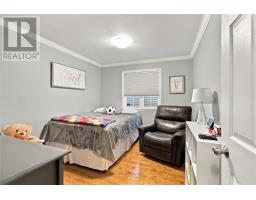 49 Brooklyn Avenue thumbnail 15