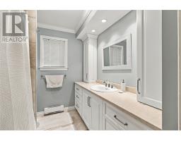 49 Brooklyn Avenue thumbnail 17