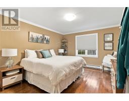 49 Brooklyn Avenue thumbnail 18