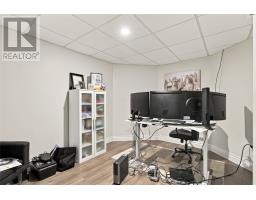 49 Brooklyn Avenue thumbnail 21