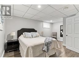 49 Brooklyn Avenue thumbnail 24