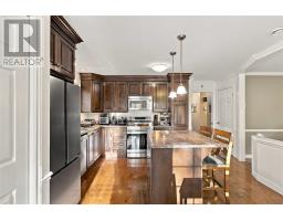 49 Brooklyn Avenue thumbnail 8