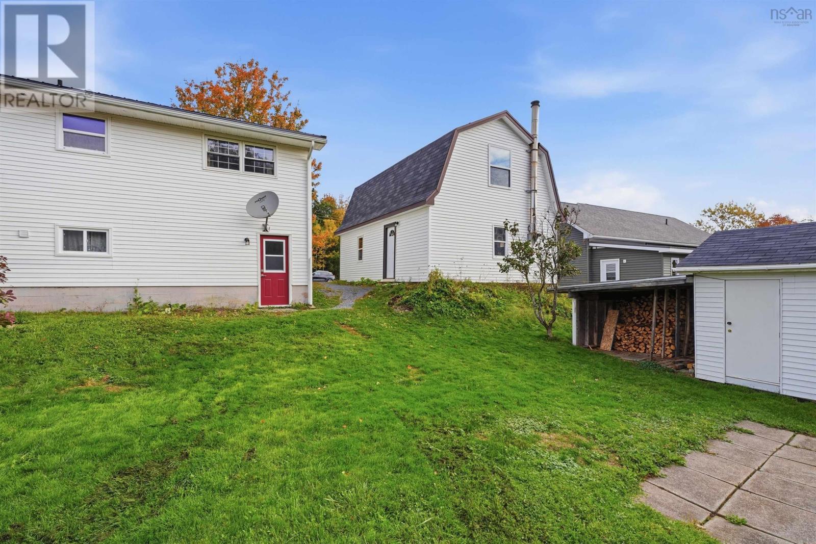 49 Mayflower Avenue - 47