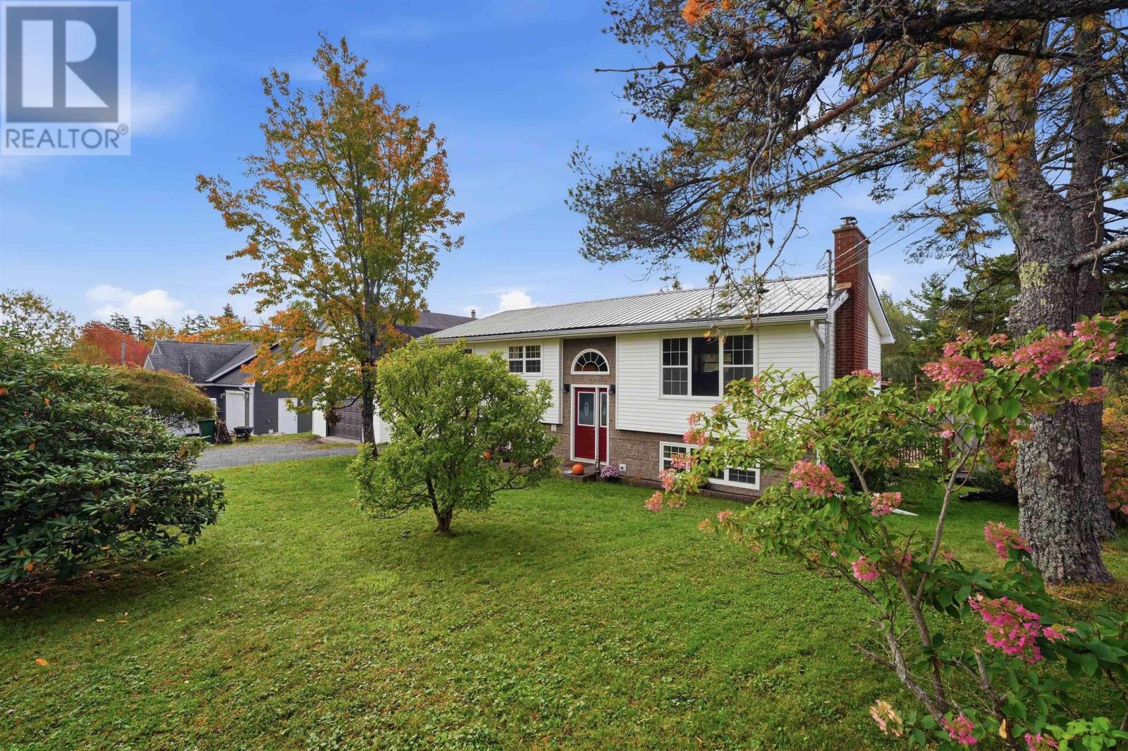 49 Mayflower Avenue - 3