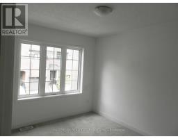208 Harding Park Street, Newmarket, ON L3Y0E3 Photo 11