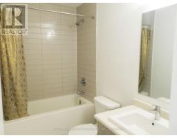 208 Harding Park Street, Newmarket, ON L3Y0E3 Photo 12
