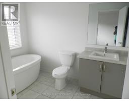 208 Harding Park Street, Newmarket, ON L3Y0E3 Photo 19
