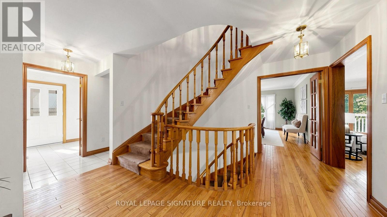 8 Royal Garden Boulevard, Vaughan, ON photo 18