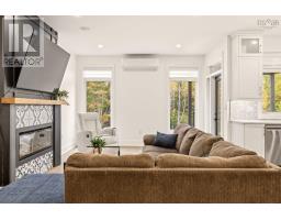 3pc Ensuite bath - 105 Wexford Drive, Valley, NS B6L0B2 Photo 13