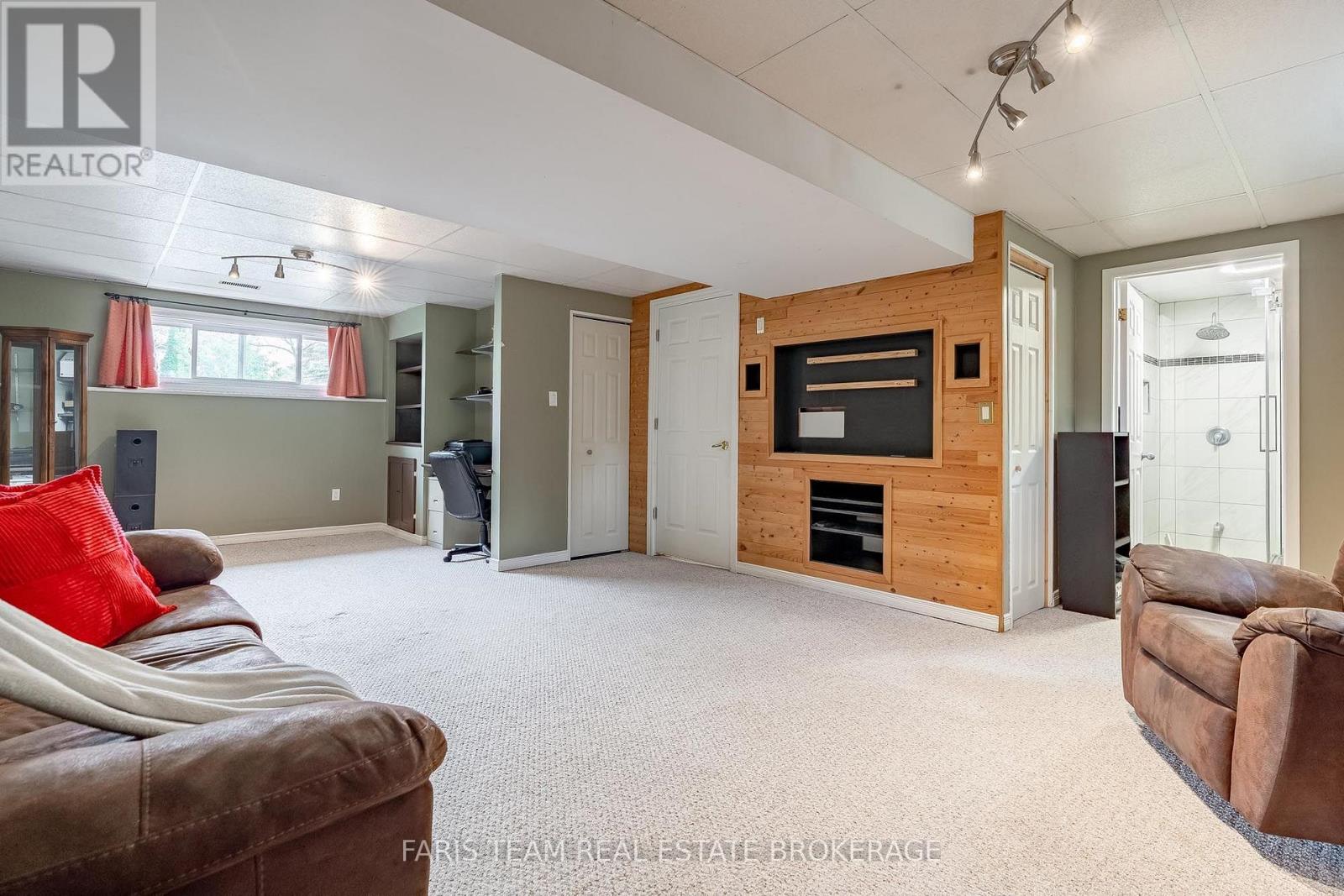 42 Dancy Drive, Orillia, ON photo 15