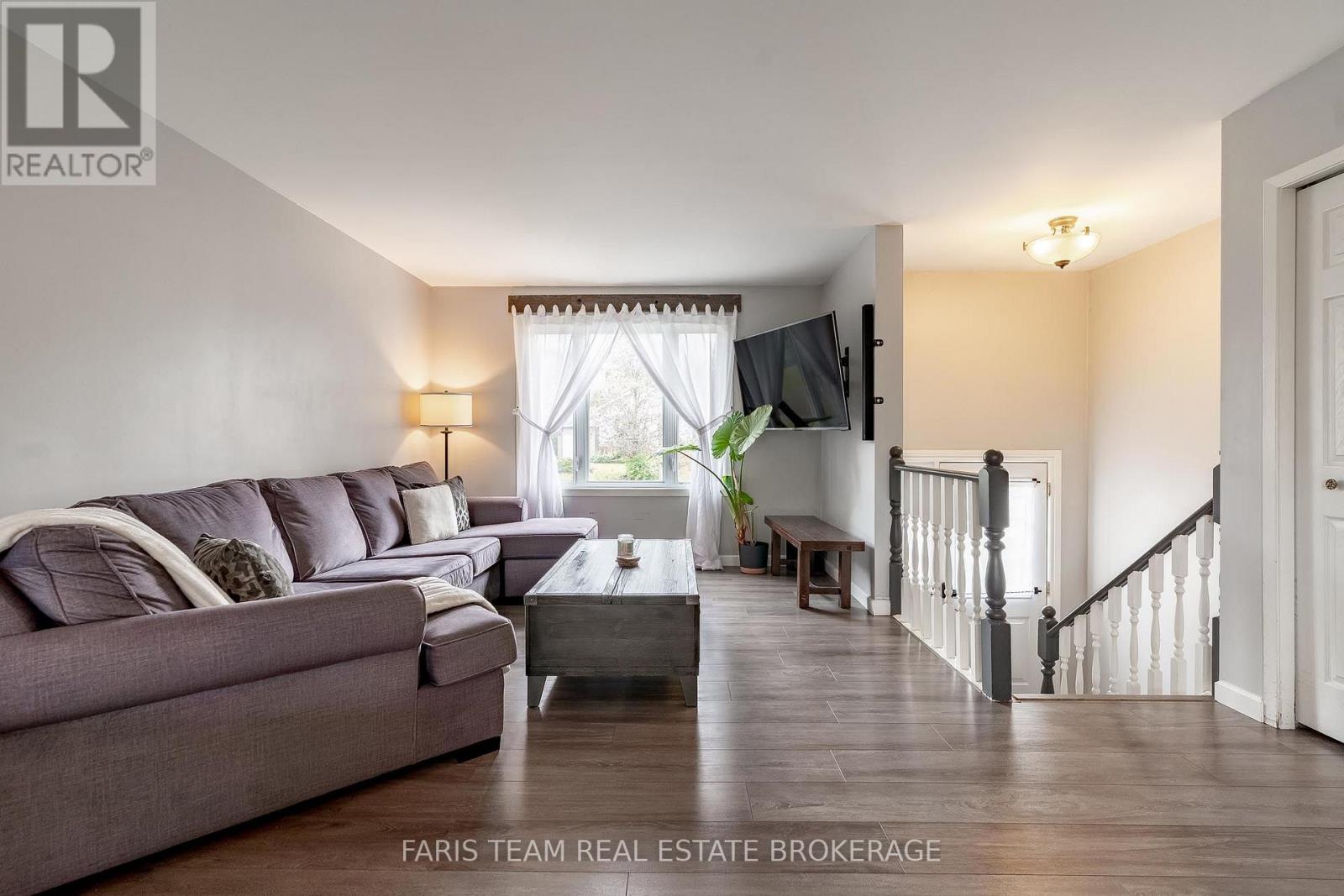 42 Dancy Drive, Orillia, ON photo 9